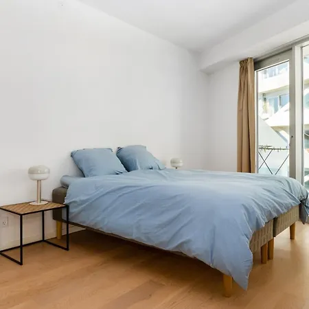 Διαμέρισμα Lys 3 Vaerelses Med 26 M2 Sydvendt Altan